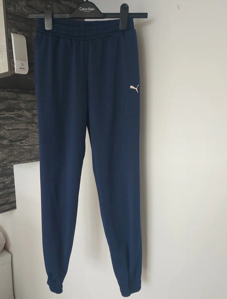 Puma Trainingshose Gr.152