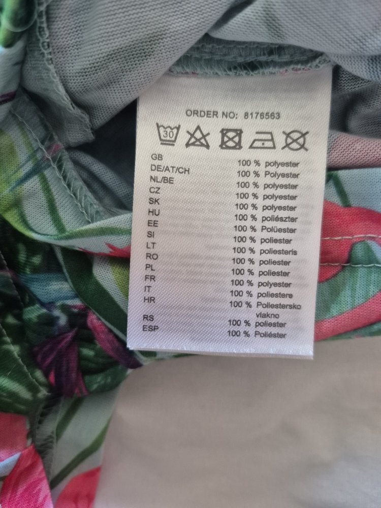 Bunter Jumpsuit Gr. 146/152, neu mit Etikett