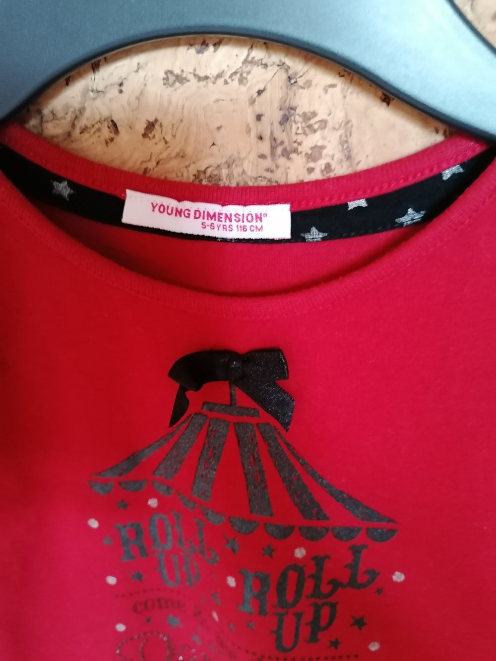 Rote Jersey Tunika mit Sternchen und Zirkusmotiv Gr. 116