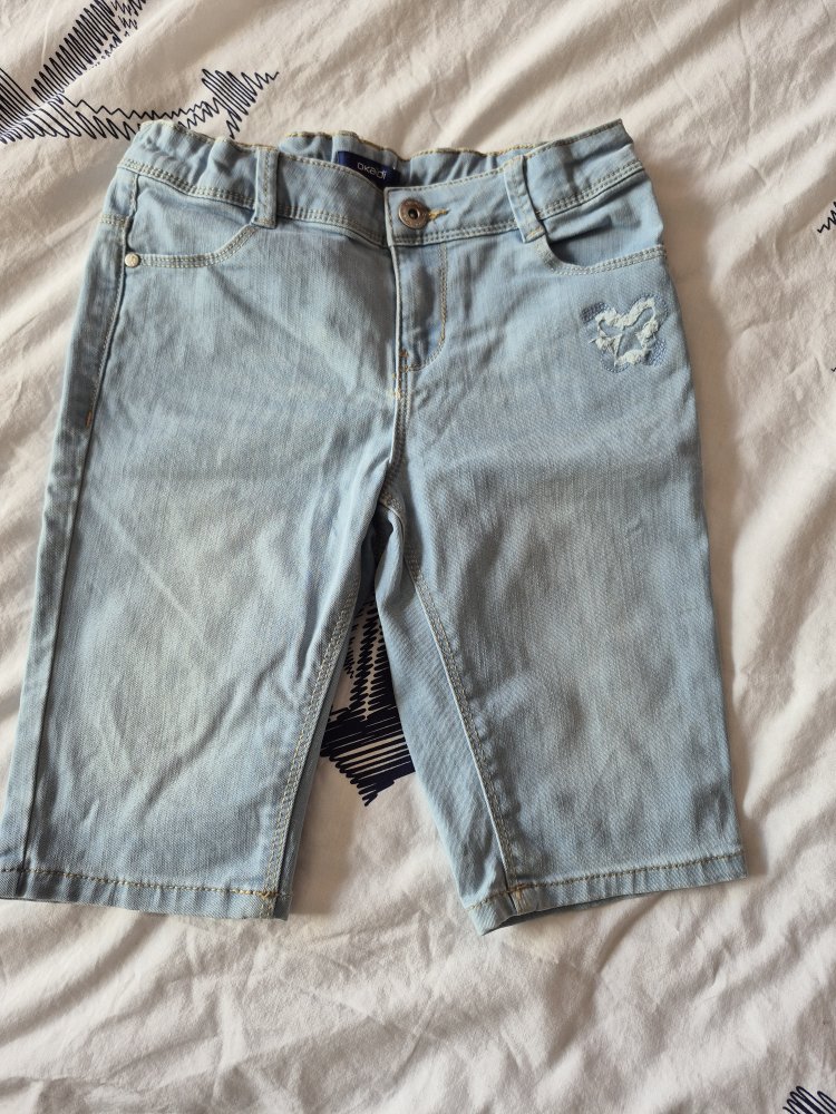 Okaidi: hellblaue Short Gr. 140