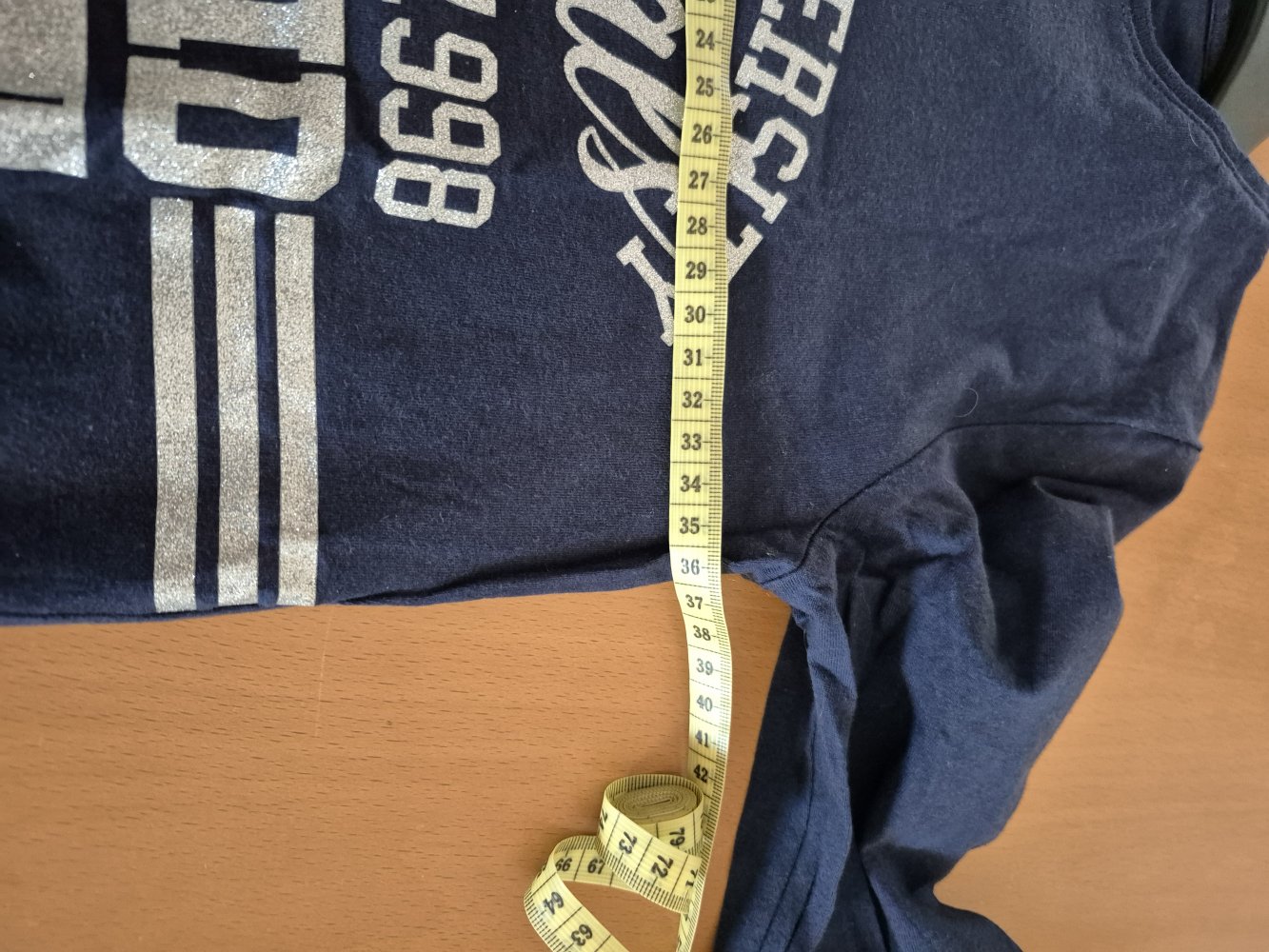 F&F: marineblaues Langarmshirt mit Glitzeraufschrift Gr. 146