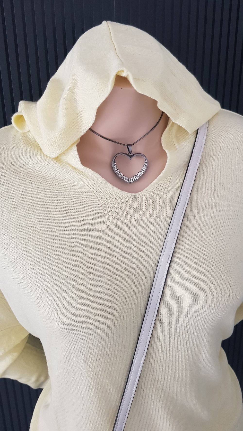 Neu - Strickpulli von V Milano - Gr. M/L