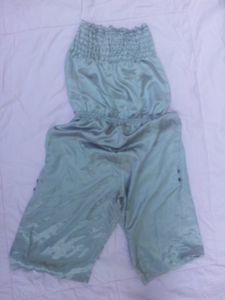  Jumpsuit Only Gr. M silber galaktisch Satin Bondeau