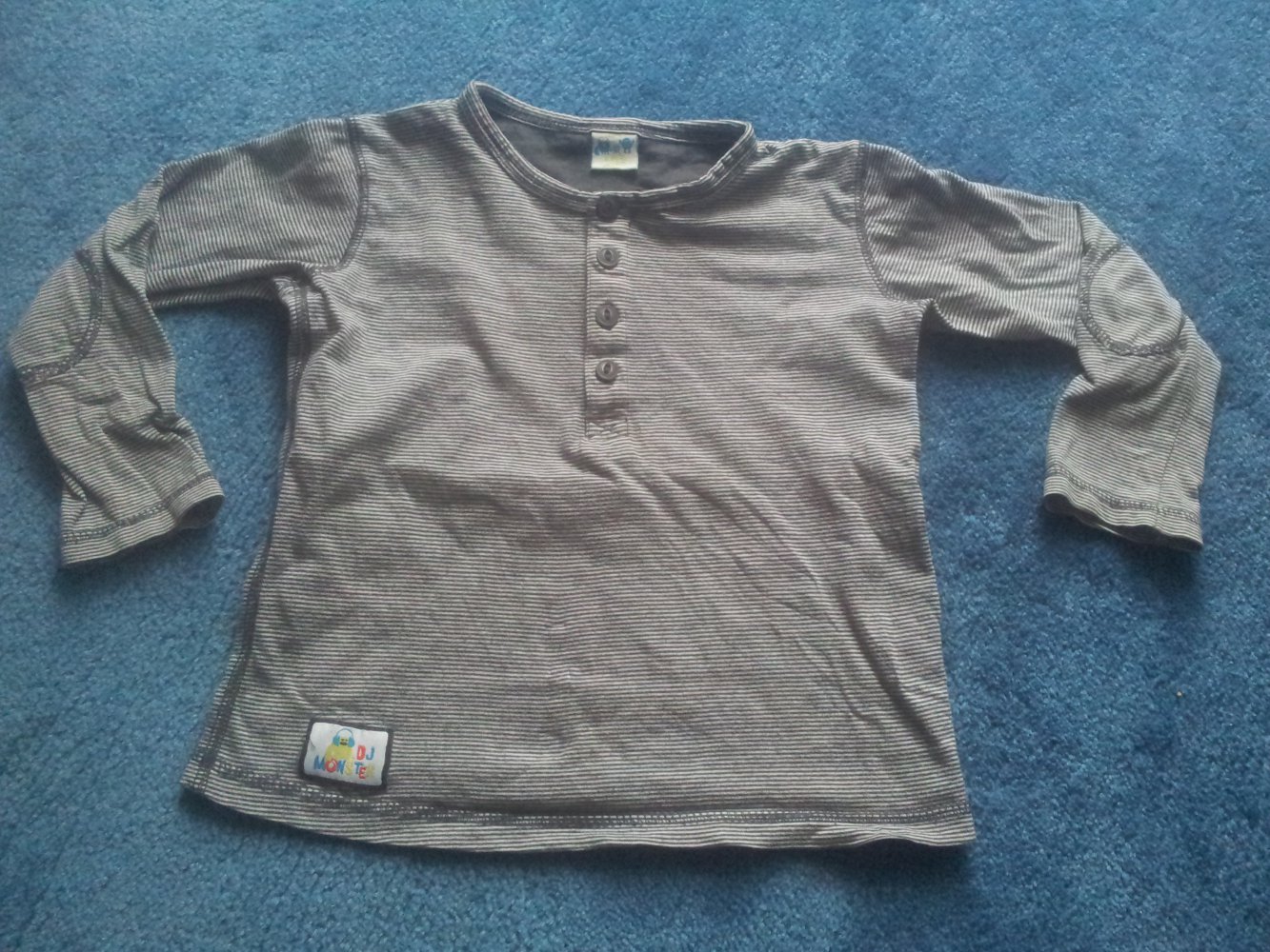 Pullover schwarz weiß Streifen Gr. 104 kleines Monster 