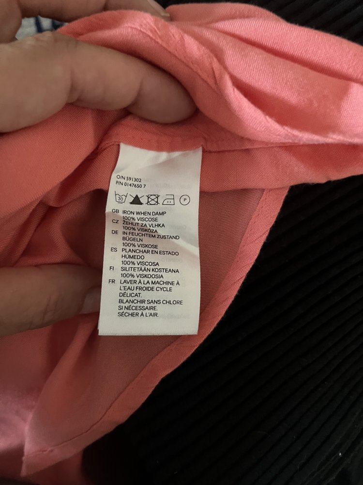 2 ärmellose Blusen von H&M Gr.XS/S Pink/Creme Sommerhi