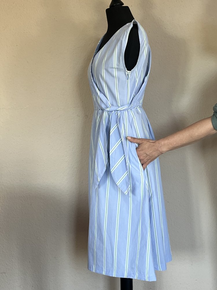 Edc Sommerkleid gestreift mit Wickel Optik Gr.34 hellblau mit grünen Streifen