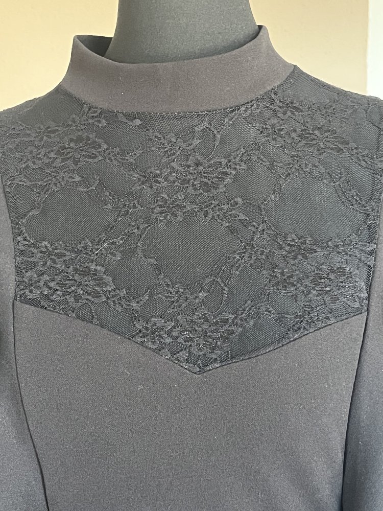 Iska London sexy Cocktail Kleid Gr.38 schwarz mit Spitzeneinsätzen