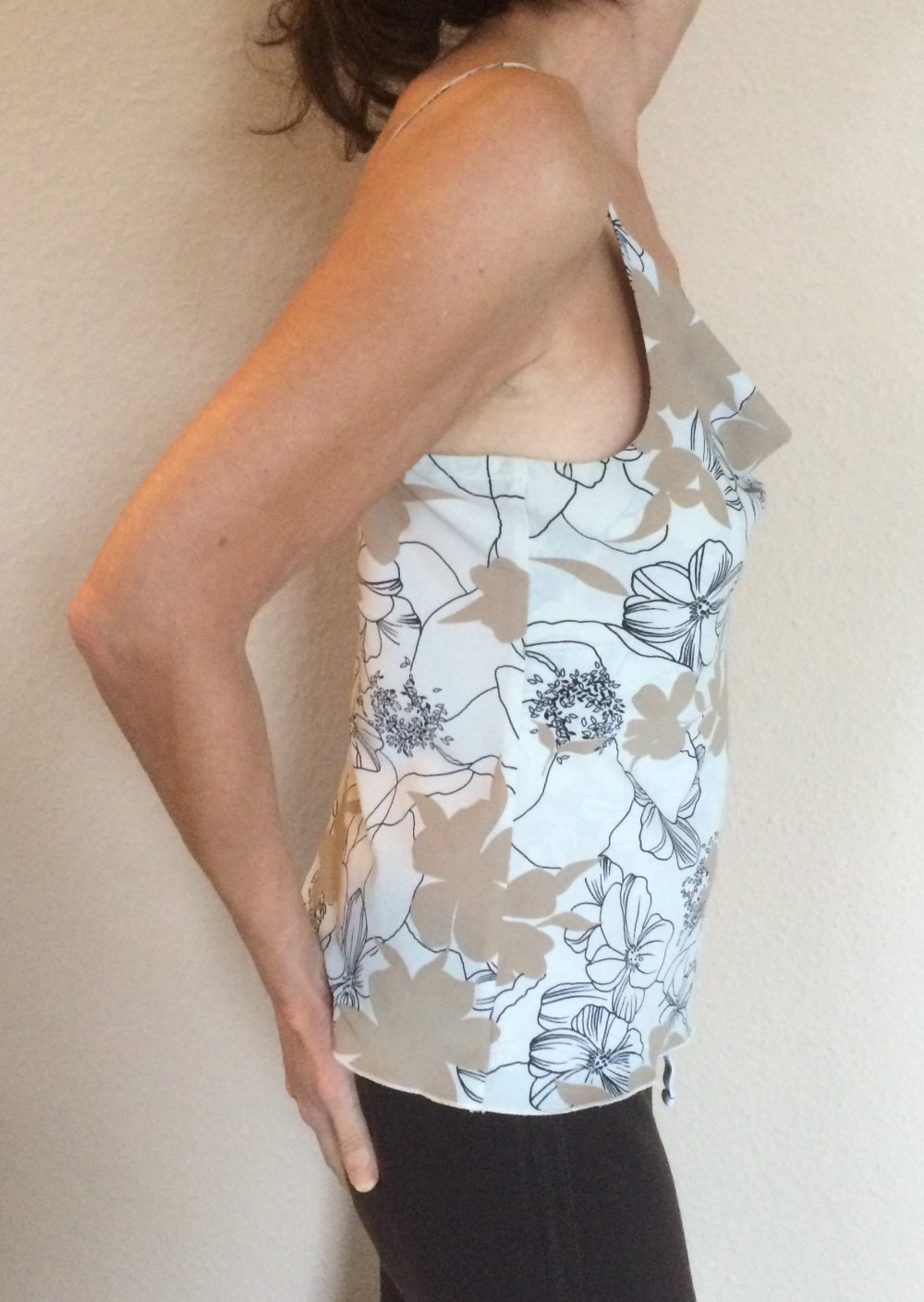 Zero Top Shirt mit Wasserfall Dekolte geblümt Gr.S seidiges Material