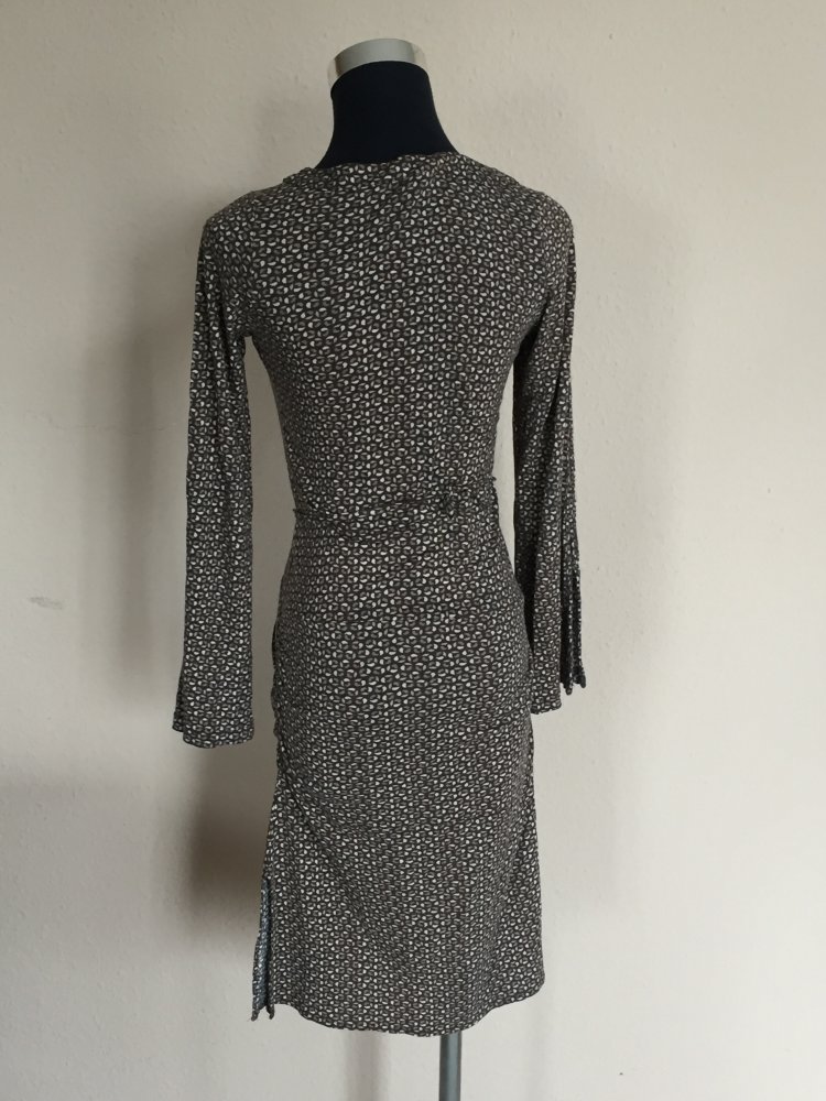 Sexy Woman von Einstein Prog & Prod Gr.34/36 Kleid mit Fledermausärmeln, raffinierter Schnitt