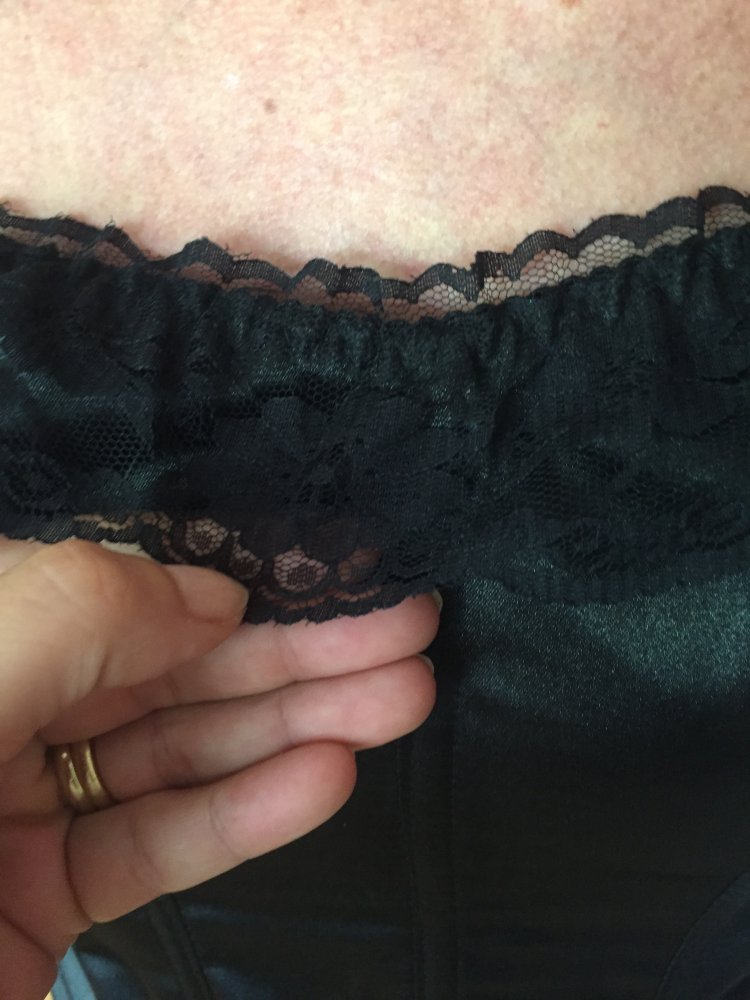 Beauty Night Satin Korsage mit Spitze Gr.S hinten bindbar