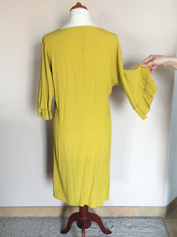 Aaiko Kleid mit Volants Ärmel Gr.S Style Key West Senffarben