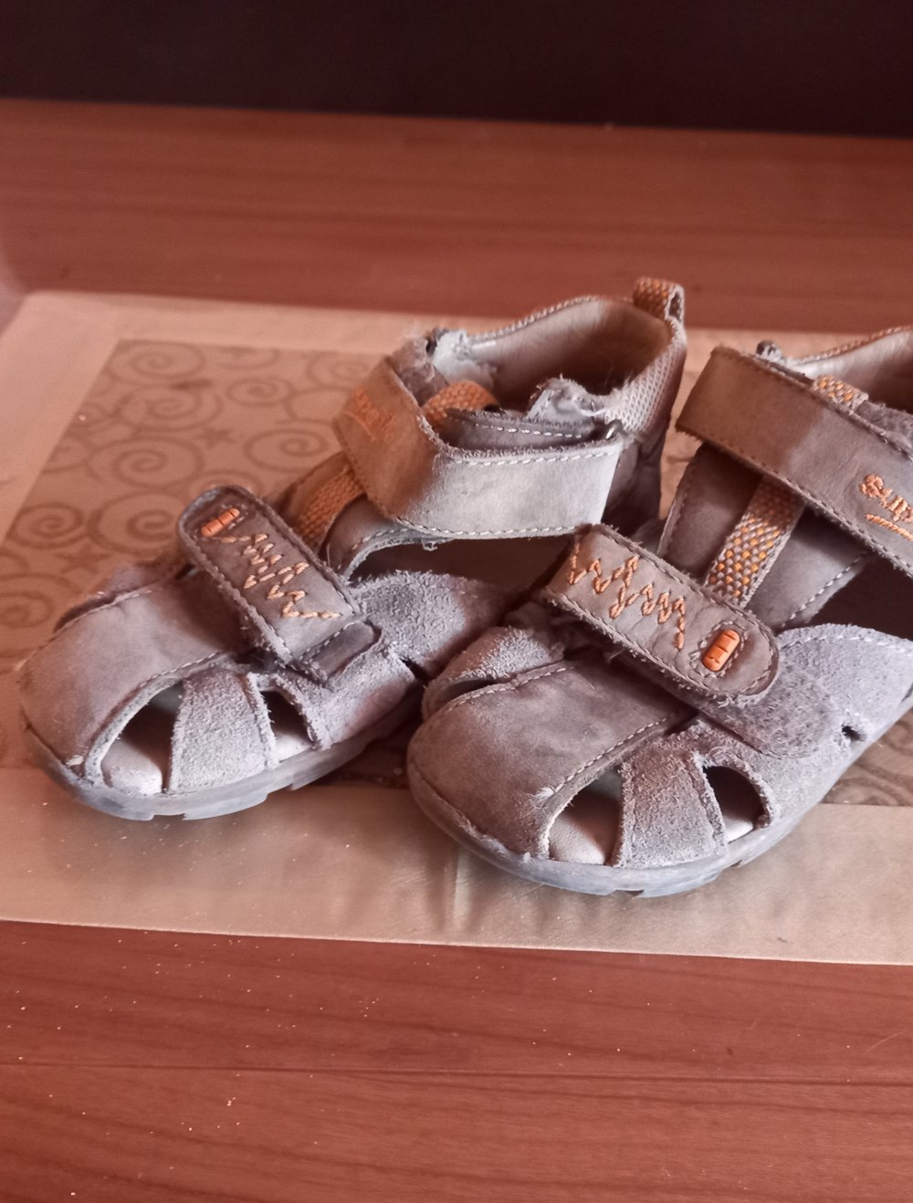 Sandalen Gr. 23