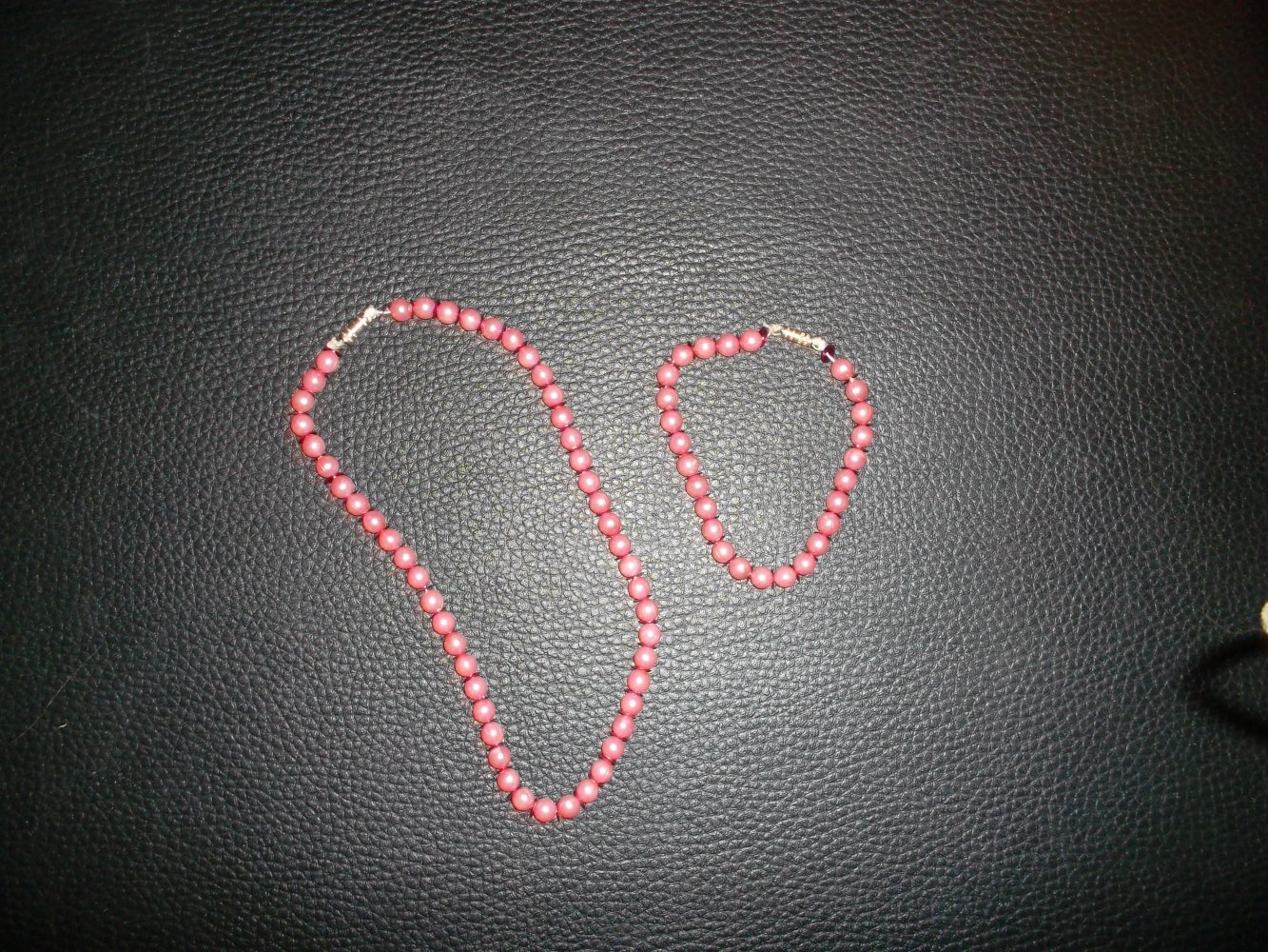 süsses perlenset,kettchen und armband.rosa.neu