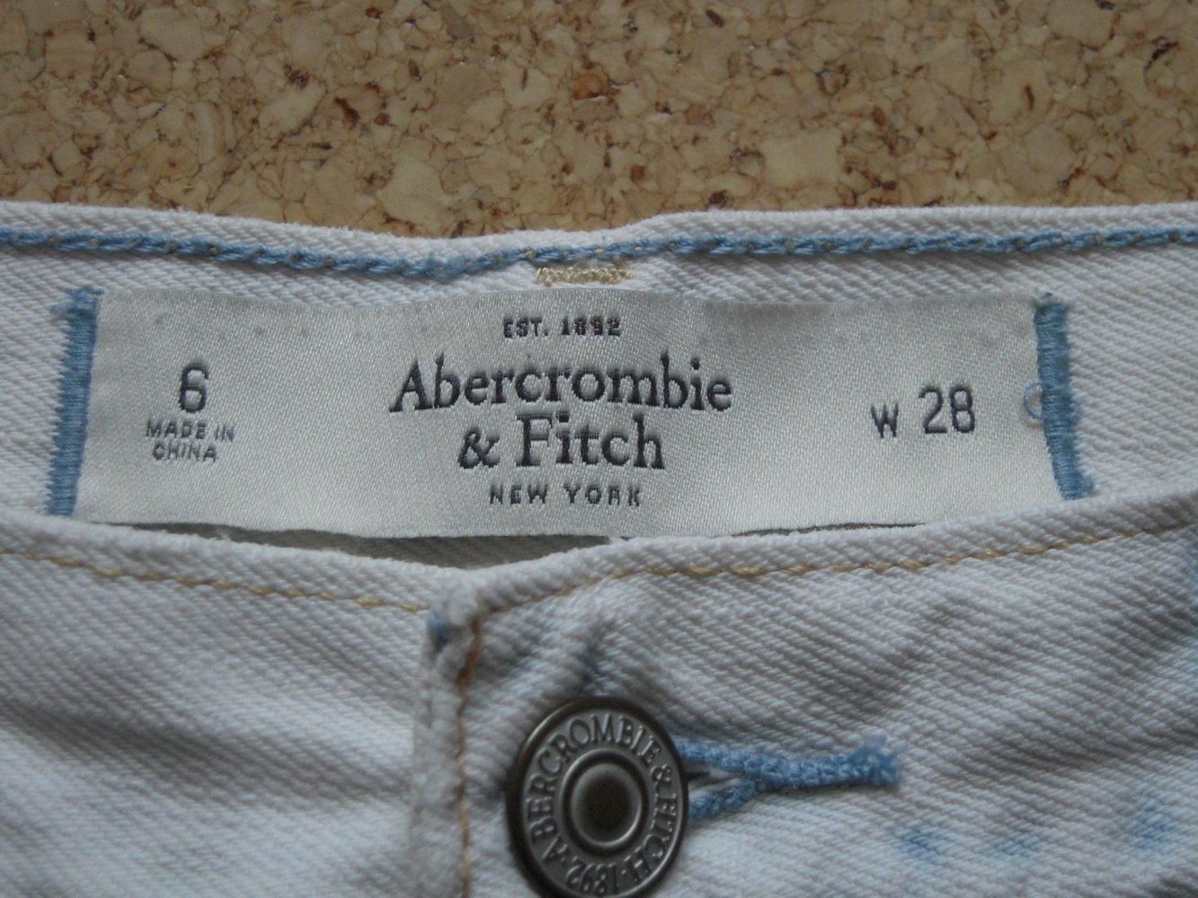 Jeansshorts Hotpants Spitze Perlen