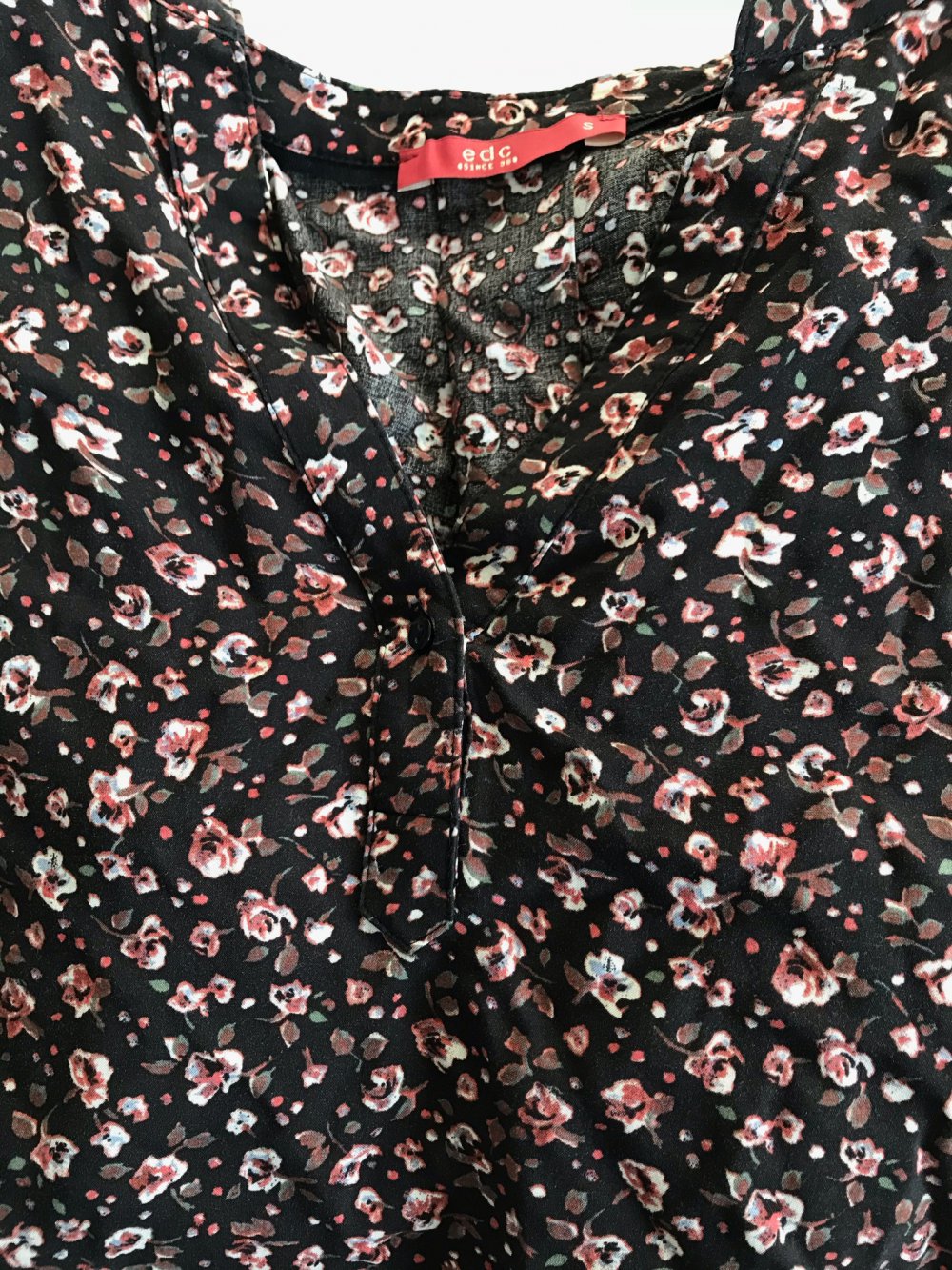 Langärmelige edc Bluse aus Viskose 