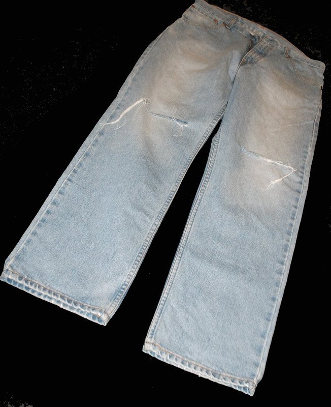 Levis Herren Jeans Gr. 33/30 Destroyed