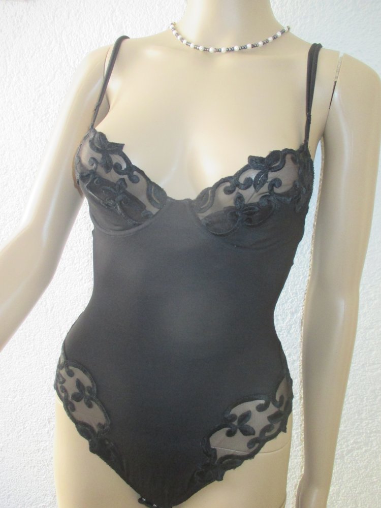 NEU * Edel * Blumen * Blüten * Romantik * Stickerei * Tüll * Body * Einteiler 