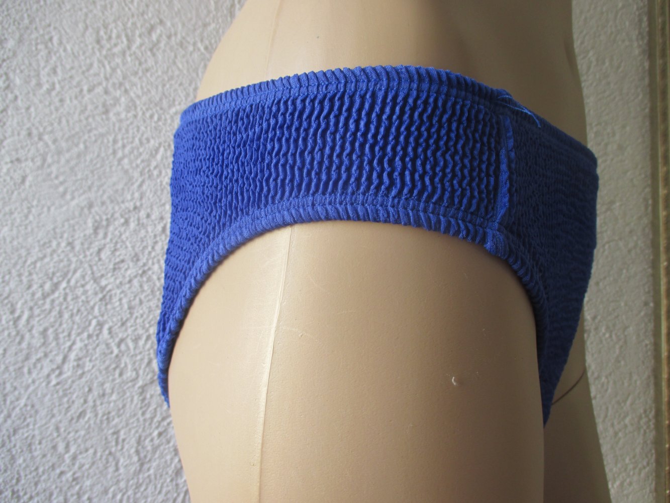 NEU mit ETIKETTEN * Sexy * Ripp- Struktur- Optik * Bikini * Höschen * Bade- Slip 