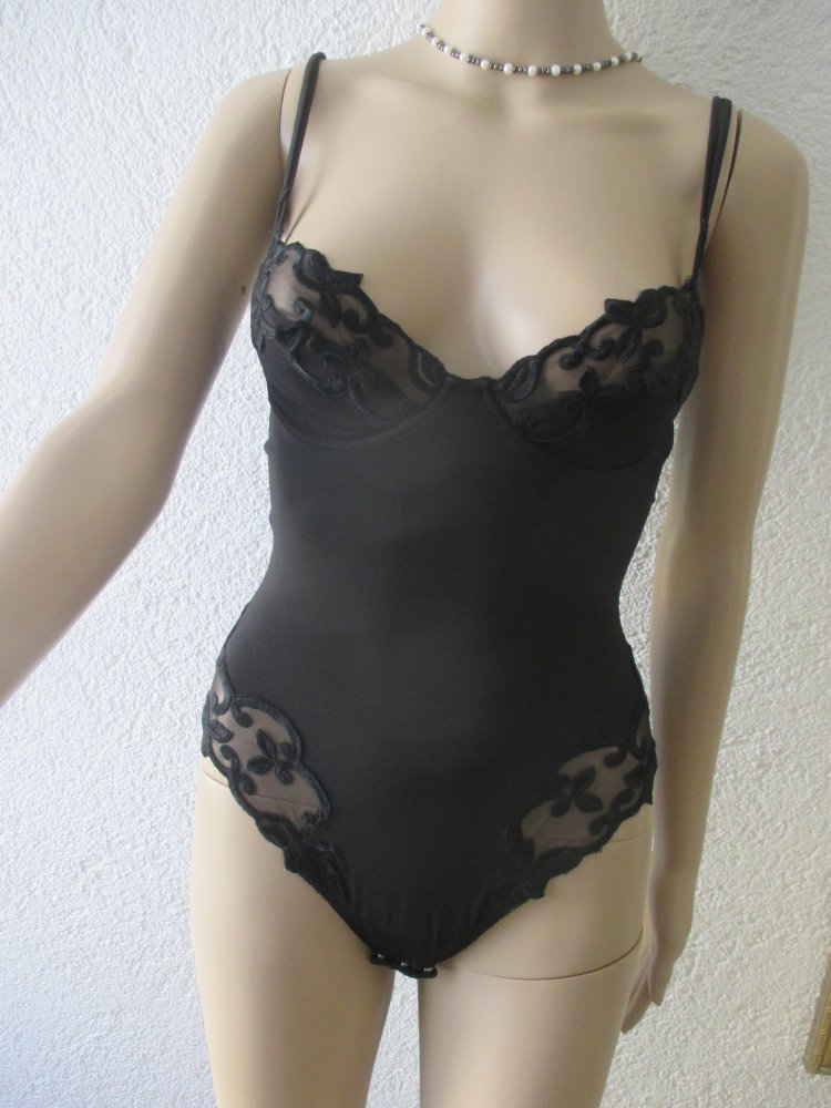 NEU * Edel * Blumen * Blüten * Romantik * Stickerei * Tüll * Body * Einteiler 