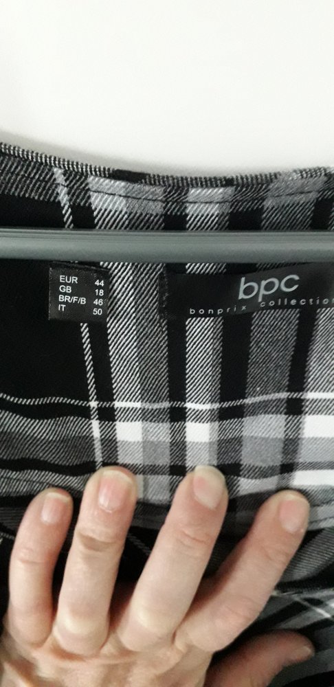 Schönes Kleid von b.p.c.