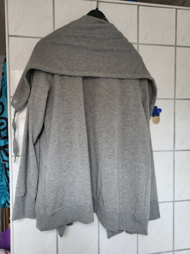 cable& gauge Strickjacke gr.42 sehr guter zustand sehr grosser kragen zur kapuze zusammenknöpfbar mit Druckknöpfen und k