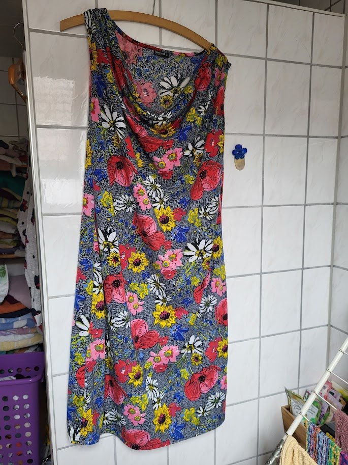 Laura Torelli Kleid gr. M 40 zustand wie neu 