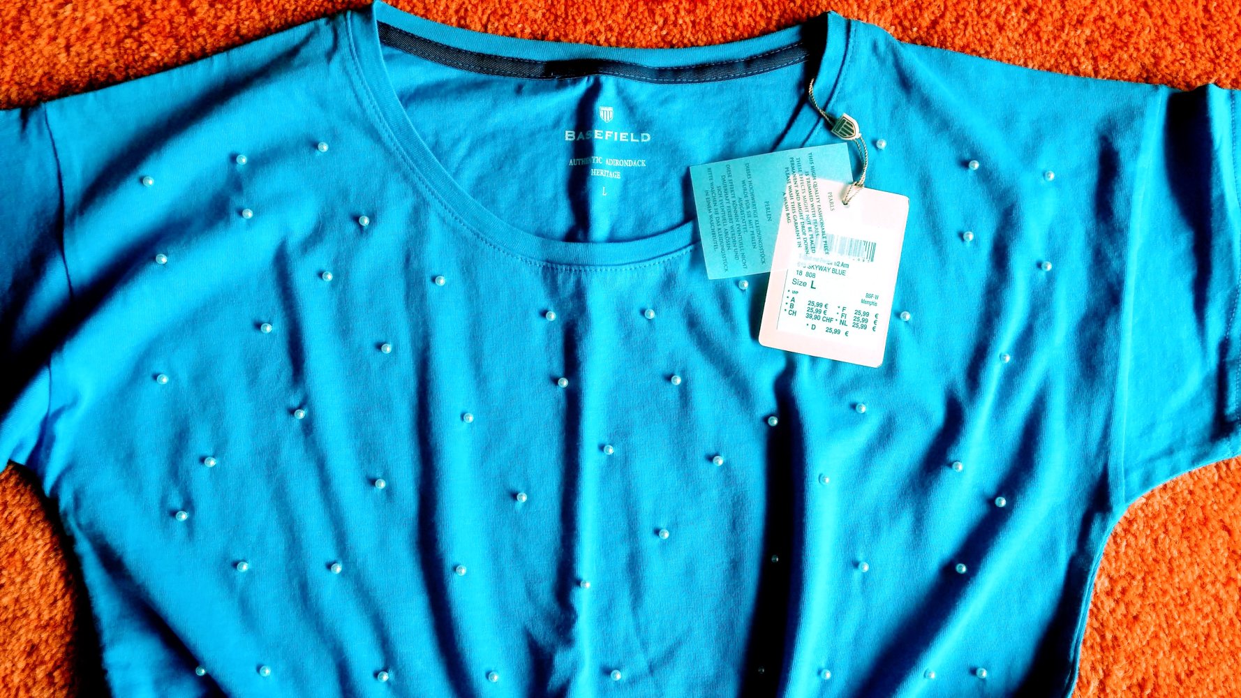 NEU Damen Shirt mit Perlenverzierung Gr.L in Hellblau von Basefield P.25,99€ 