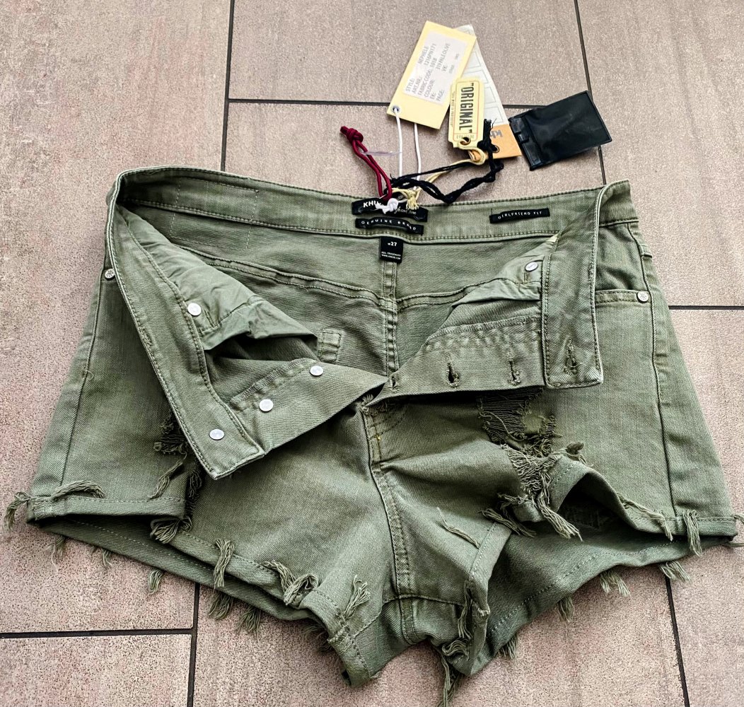 NEU Damen Hose Shorts Sommer Stretch Gr.S Khaki Khujo (NP 69,95 €)