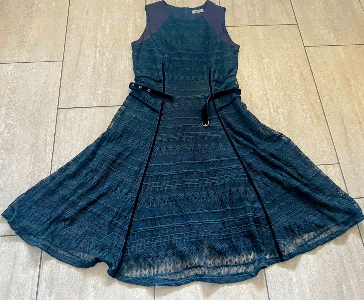 NEU Damen Abendkleid aus Spitze Gr.38 Schwarz von Malvin 