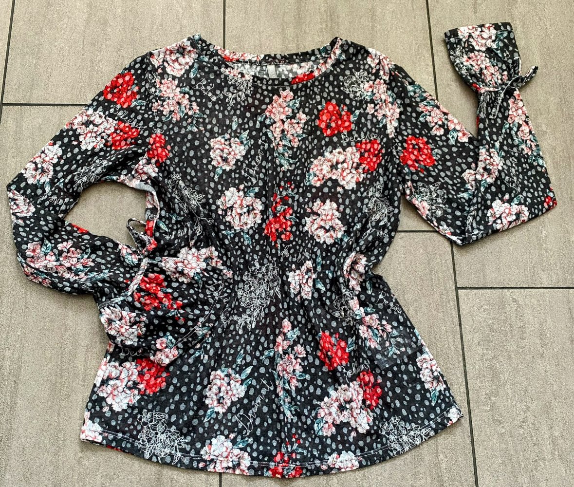 Romantisches Damen-Shirt mit Print von Lisa Tossa – Größe S 