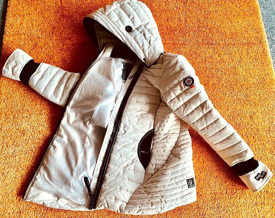 NEU Damen Jacke Winter Steppjacke mit Kapuze Gr.S in Beige von Khujo