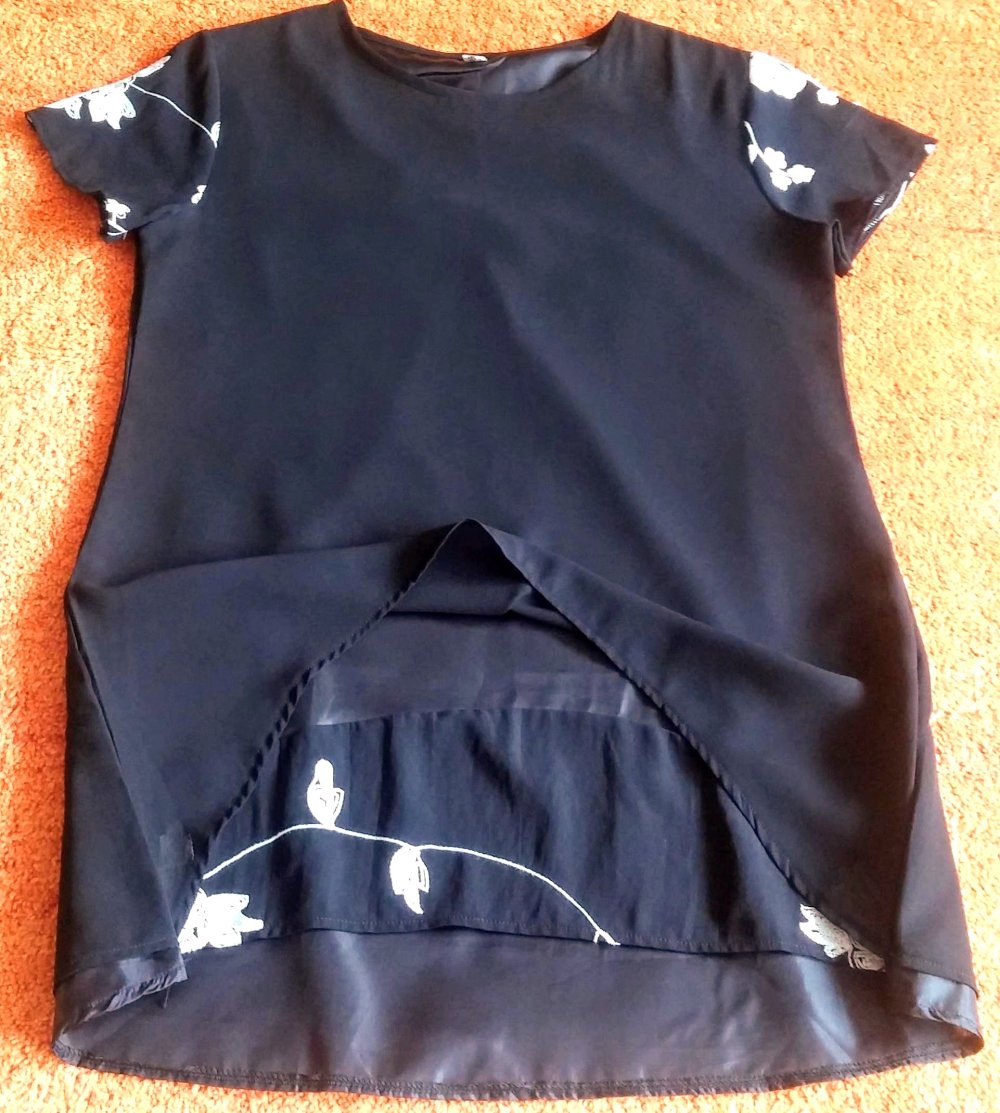 Damen Kleid Sommer Tunika im Lagenlook Gr.M Schwarz/Weiß mit Stickerei NW 