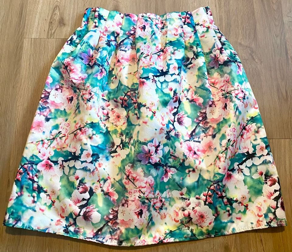 Damen Rock edel Schlupfrock geblümt Gr.38 in Multi Colour NW