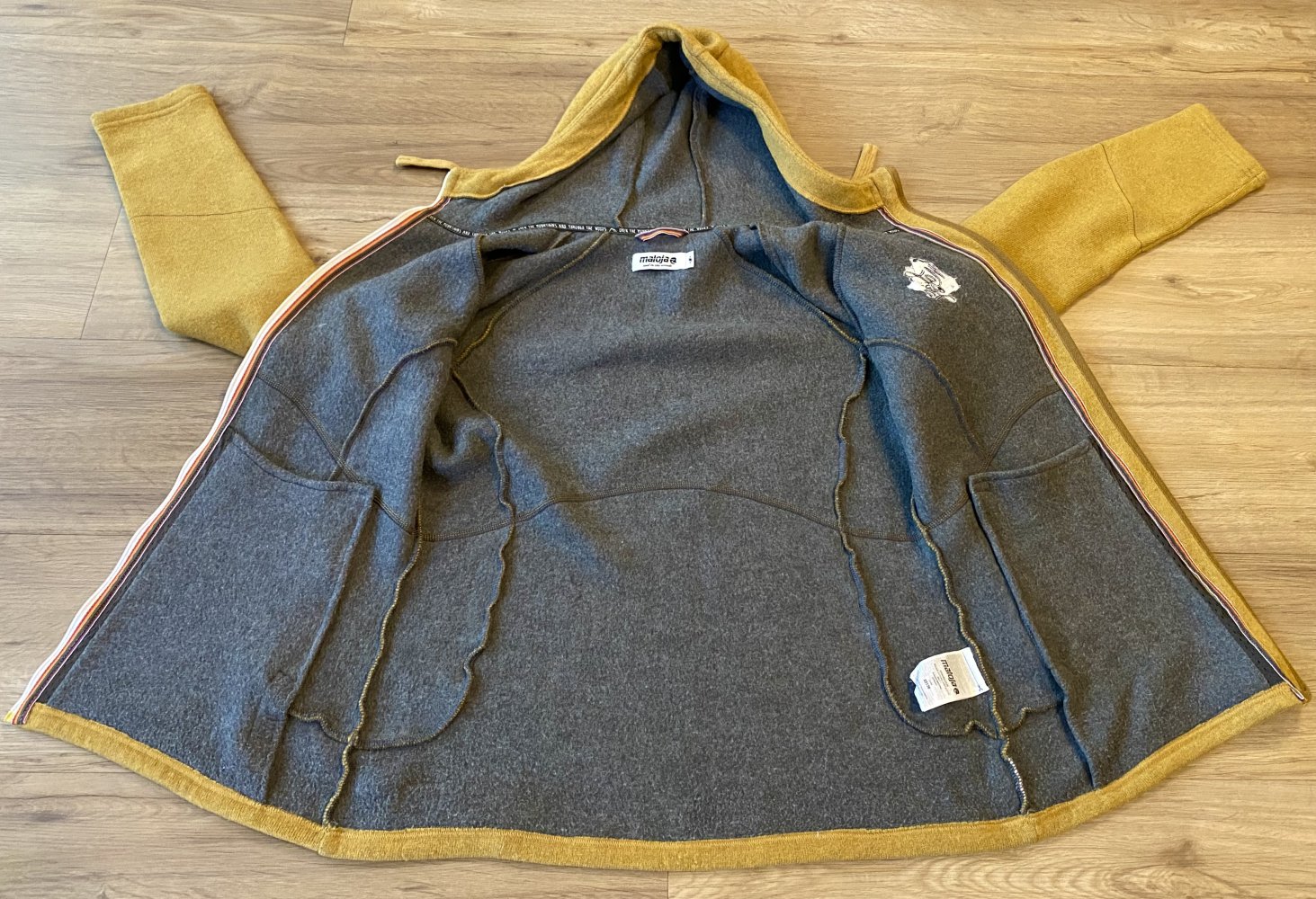 Damen Jacke Wolle Kapuzenjacke Hoodie mit Reißverschluss Gr.S Senfgelb Maloja NW