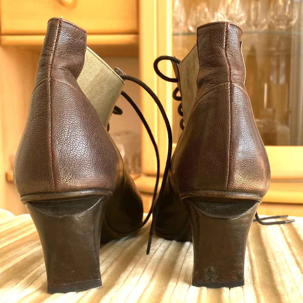 Damen Stiefelette Schuhe mit Schnürung Gr.38,5 in Braun/Beige von Lisa Tucci 