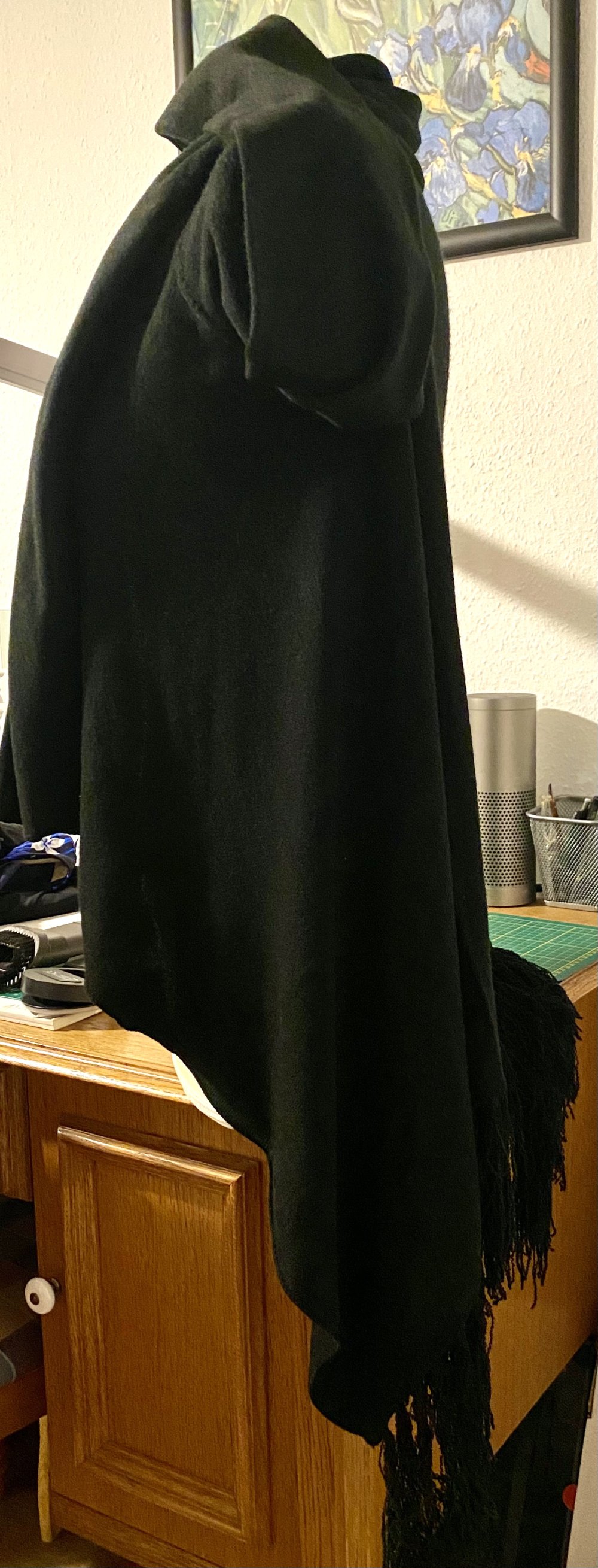 Damen Strickjacke mit Fransen Gr.M in Schwarz von Madonna NW