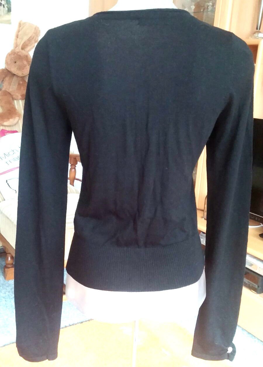 Damen Jacke Strickjacke fein mit Glitzerknöpfen Gr.36 in Schwarz von Orsay 