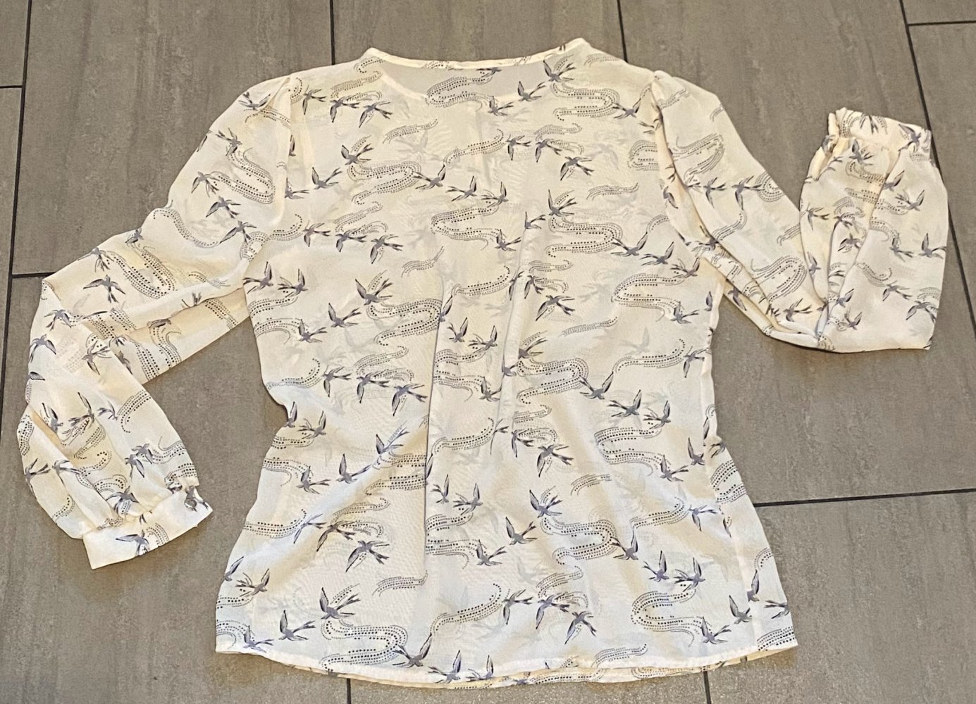 Damen Bluse Gr.M Casual Look mit Pufferärmeln NW 
