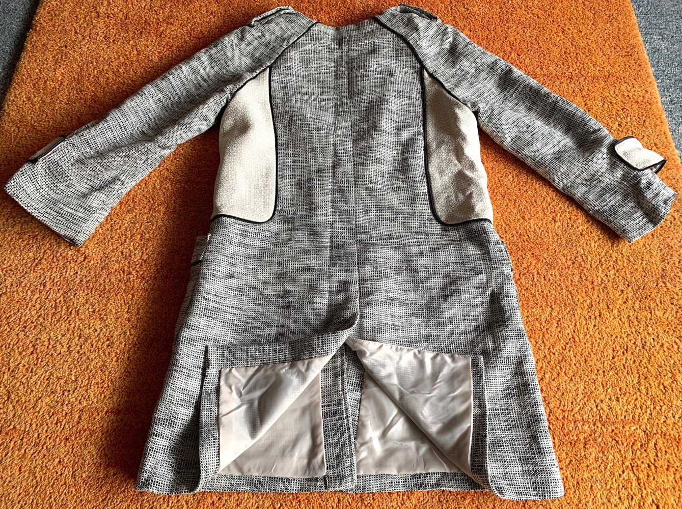 Damen Mantel Übergangsmantel Gr.38 Creme-Schwarz von H&M 