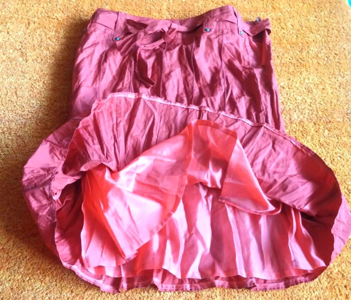 NEU Damen Rock in Rot 12-Bahnen-Crash-Design Gr.38 von Apanage 