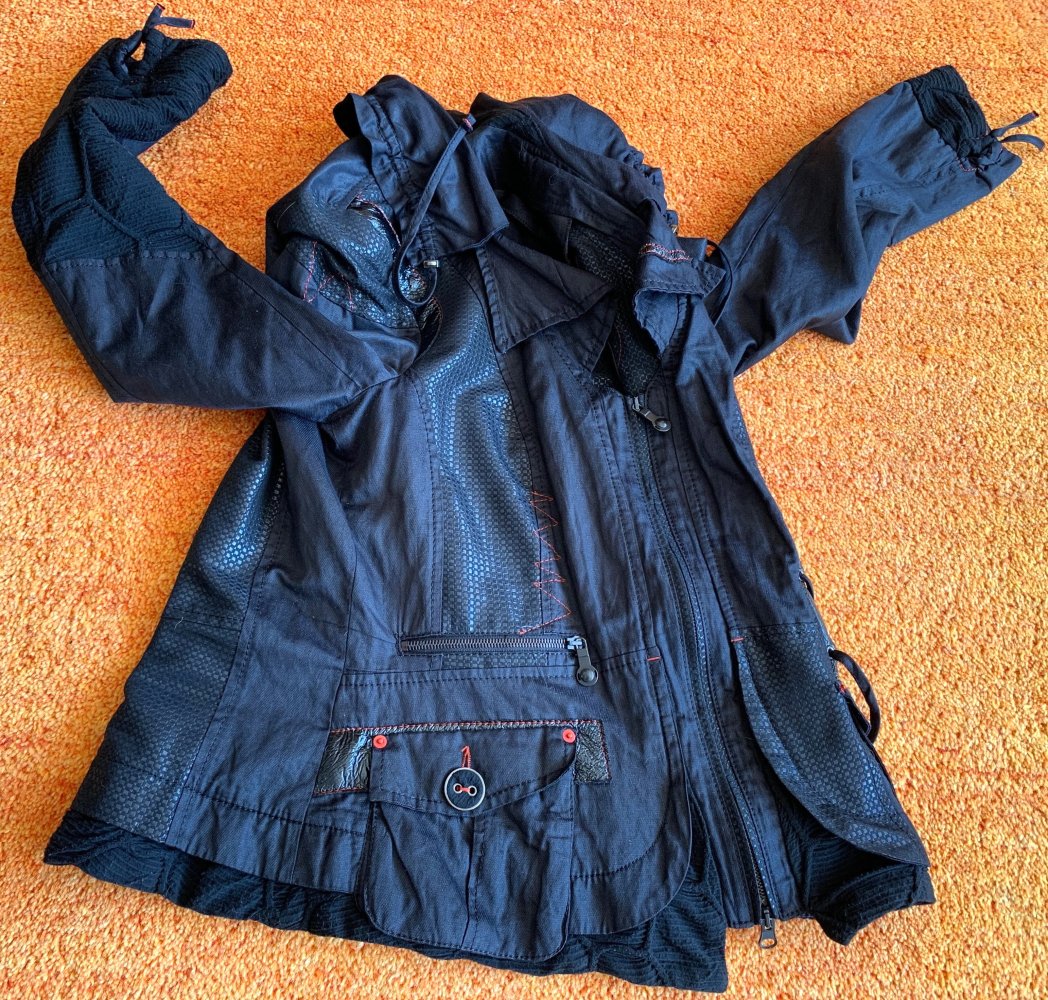 Damen Jacke Blazer Lagenlook Gr.42 in Schwarz/Rot von Biba 