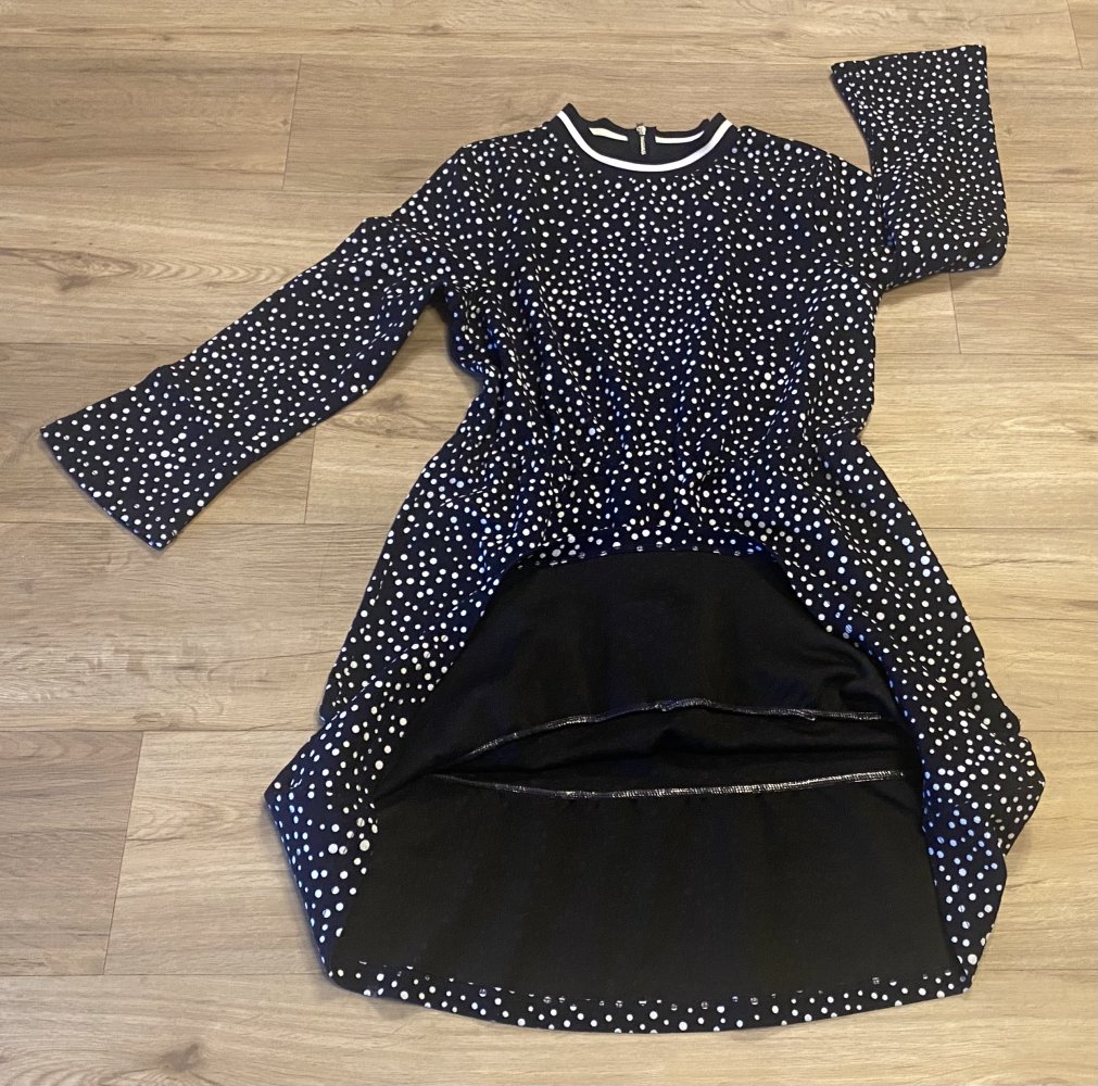 Damen Kleid Langarm Reißverschluss Gr.S in schwarz/weiß gepunktet von Yessica (C&A) Fit & Flare