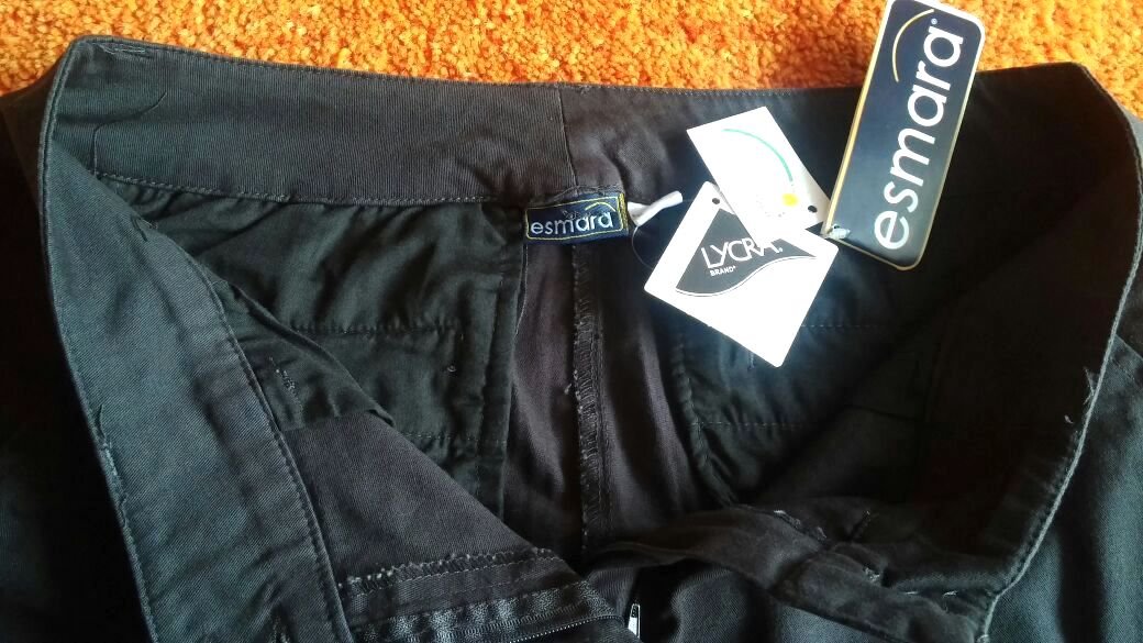 NEU Damen Hose 7/8 Stretch Gr.38 in Schwarz von ESMARA