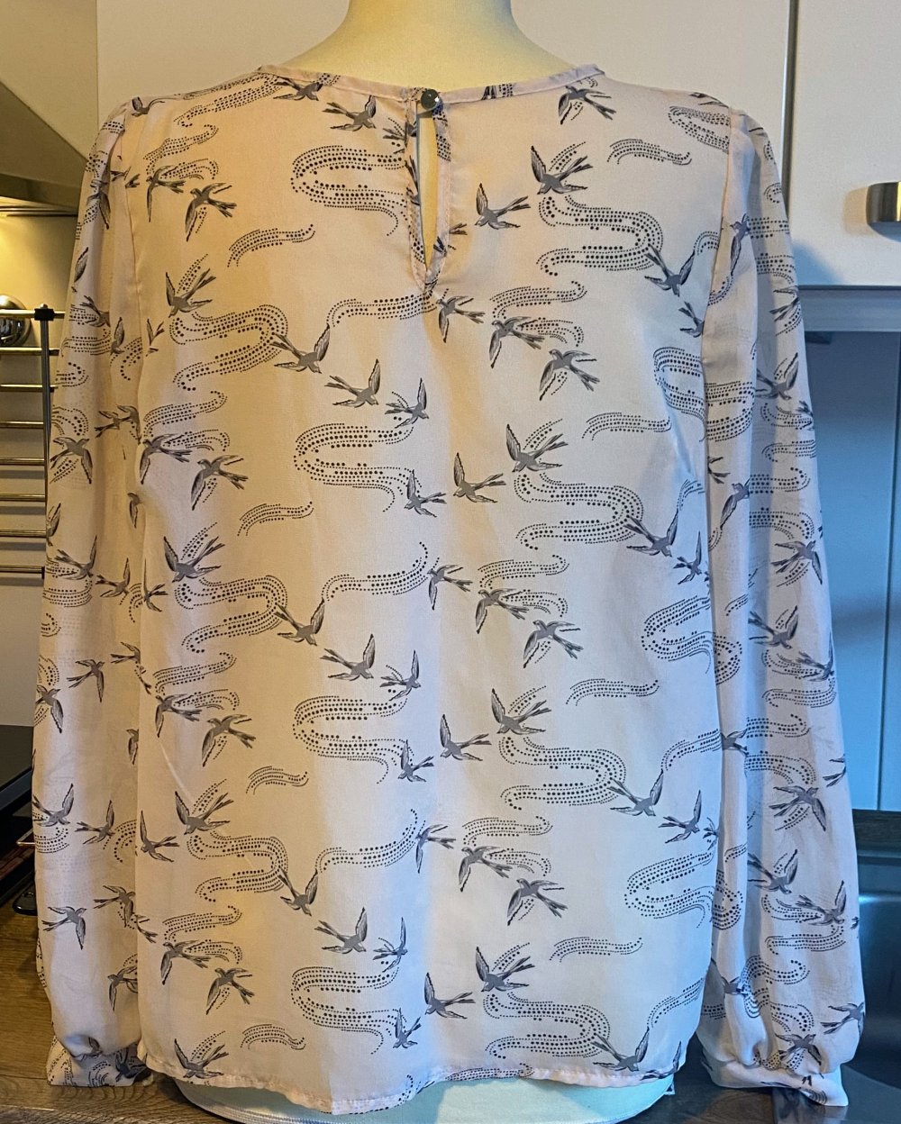 Damen Bluse Gr.M Casual Look mit Pufferärmeln NW 