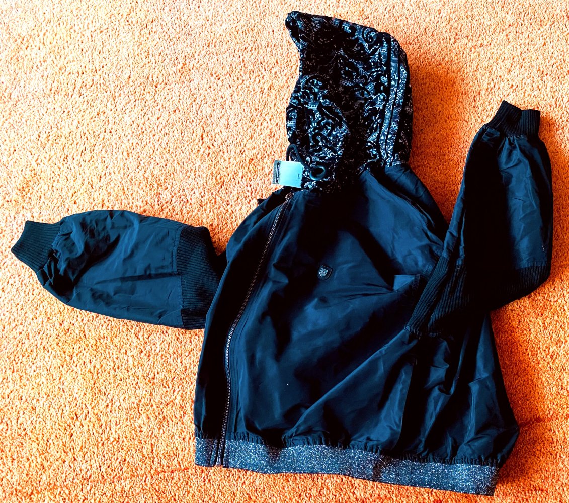 NEU Damen Jacke Blouson Bomberjacke mit Kapuze Gr.M in Schwarz von Lisa Campione 