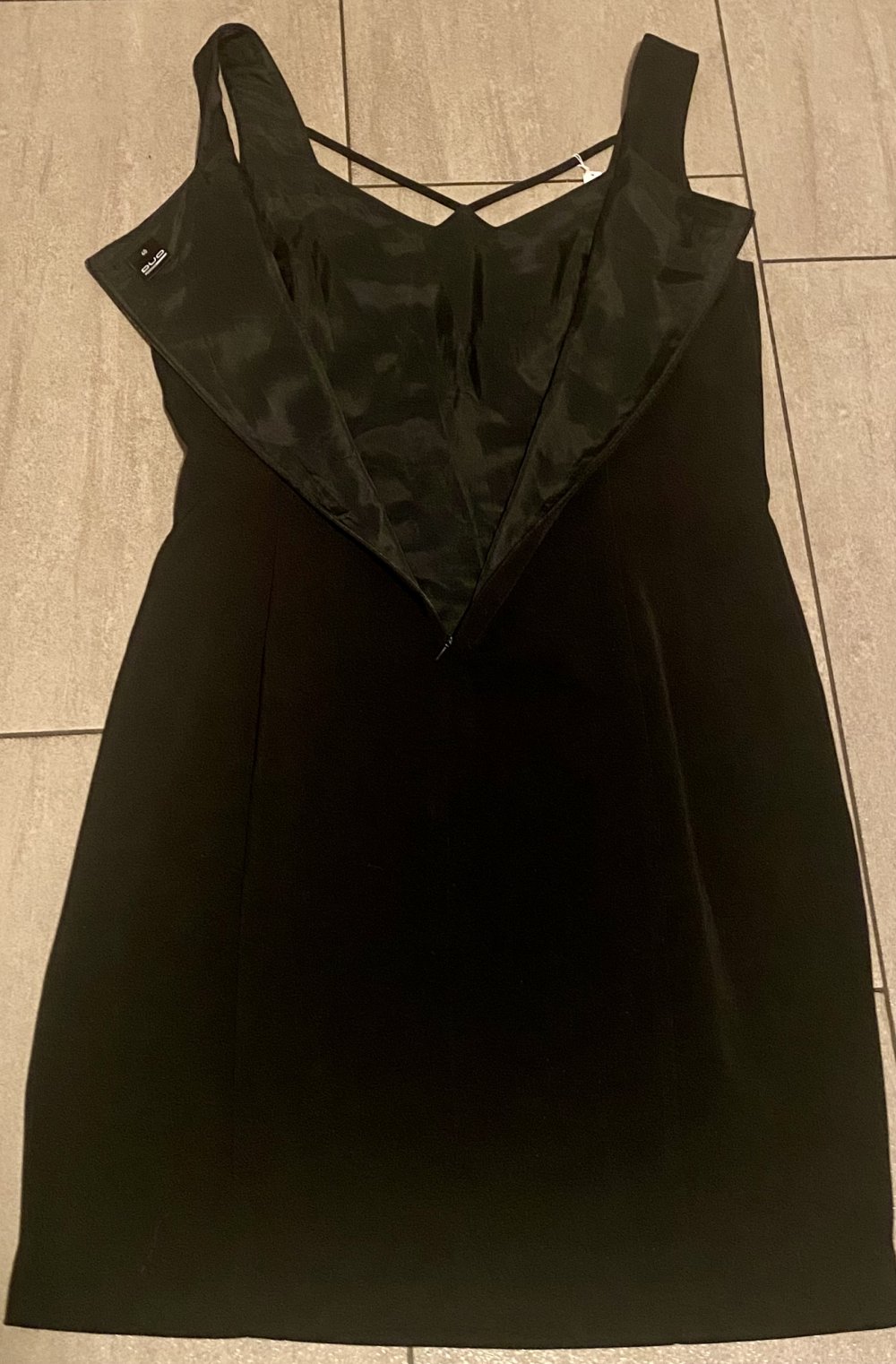 NEU Damen Kleid Elegantes Abendkleid Gr.40 in Schwarz von DUO 