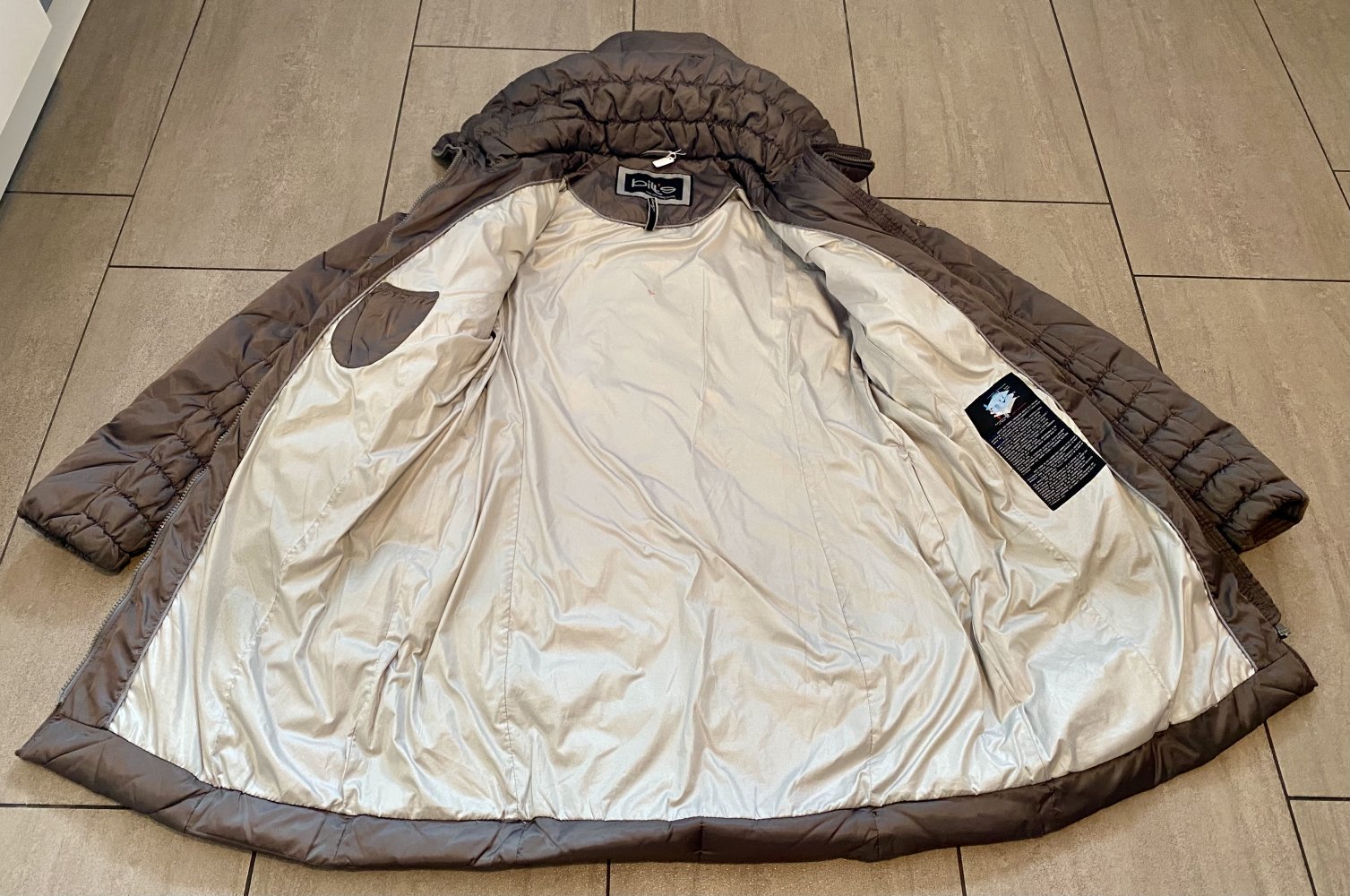 Damen Mantel Winter Stepp Jacke warm tailliert & mit großer Kapuze Gr.S von Bill´s