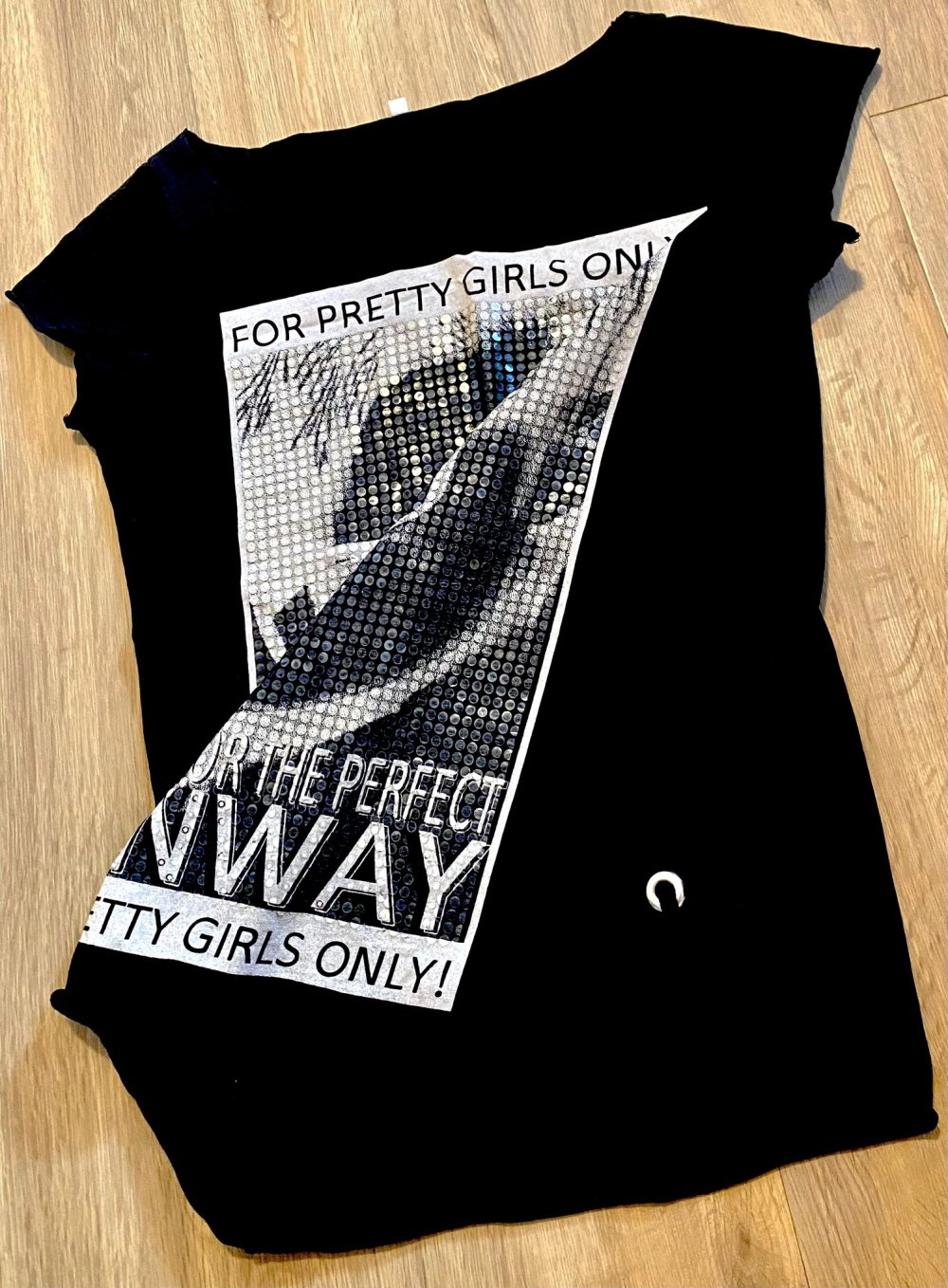 Damen Shirt Jersey mit Print & Pailletten Gr.S in Schwarz/Creme NW 