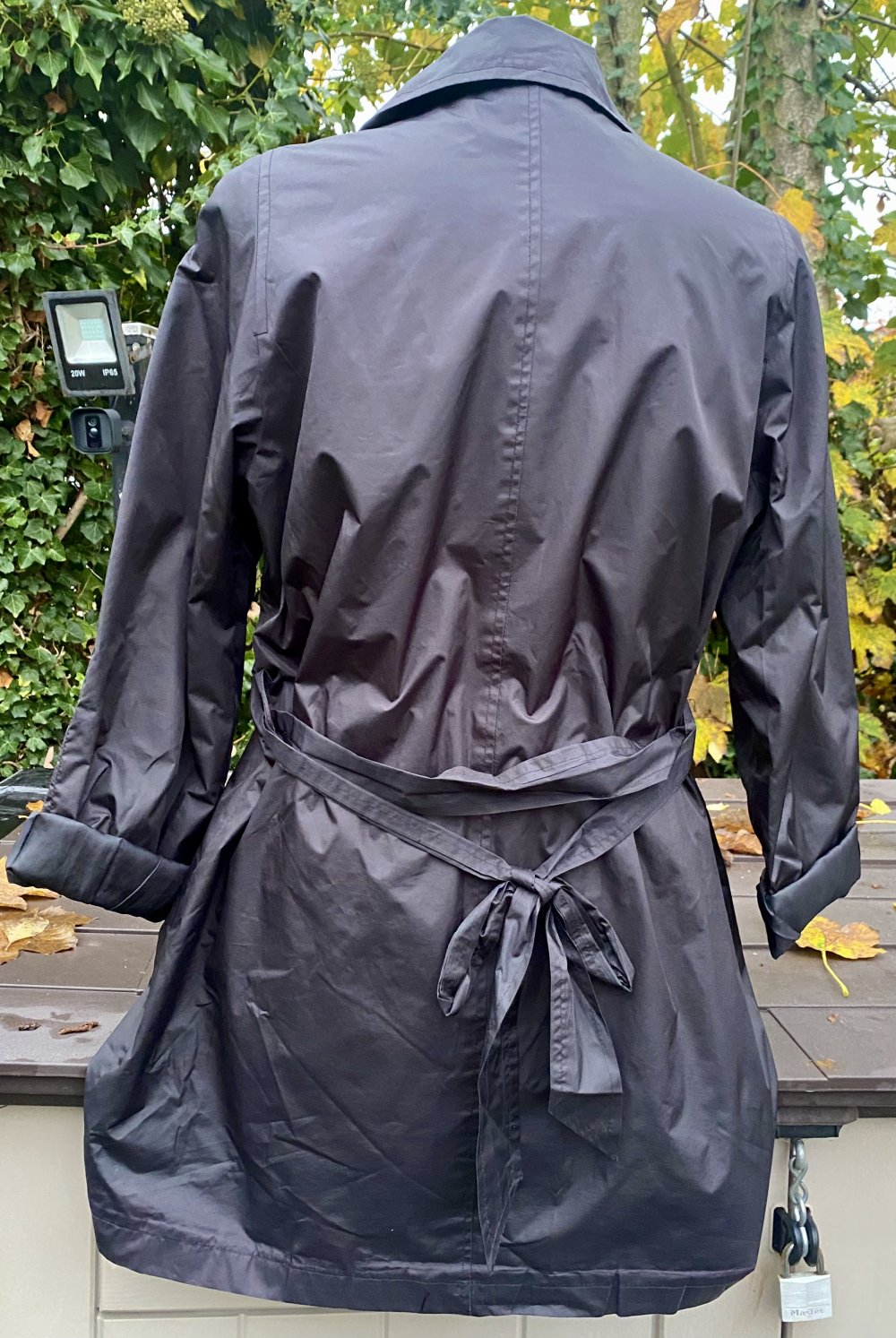 Damen Jacke Leichter Damen Trenchcoat Gr.40 in Schwarz  