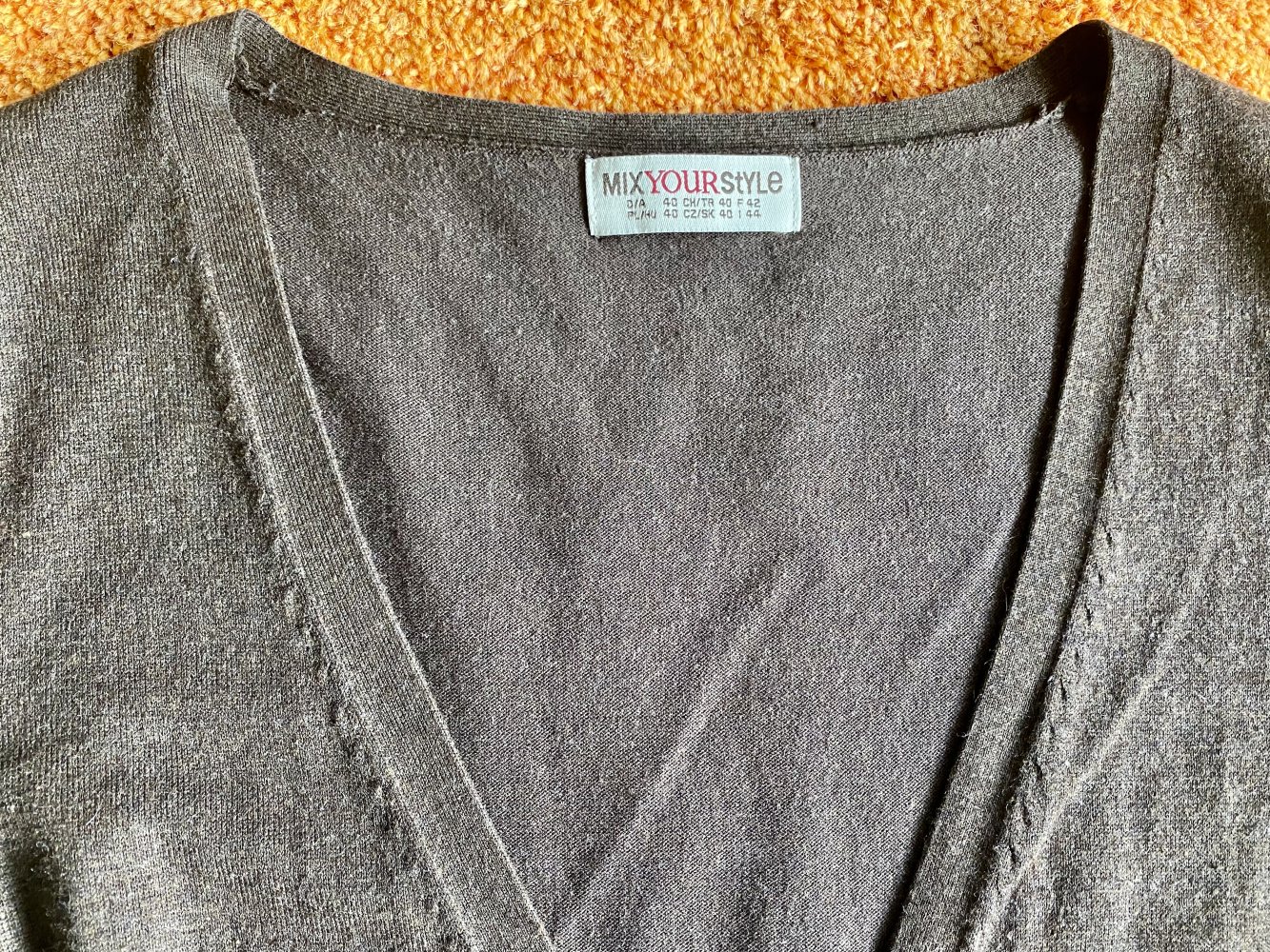 Damen Jacke Strickjacke figurbetont Gr.40 Dunkelbraun von Mix Your Style 